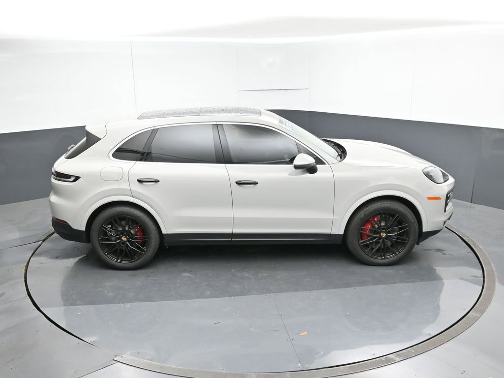 Used 2024 Porsche Cayenne S image 47