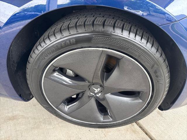 Used 2018 Tesla Model 3 Long Range AWD/4WD image 10