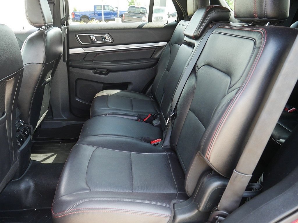 Used 2019 Ford Explorer Sport w/ Equipment Group 401A AWD/4WD image 17