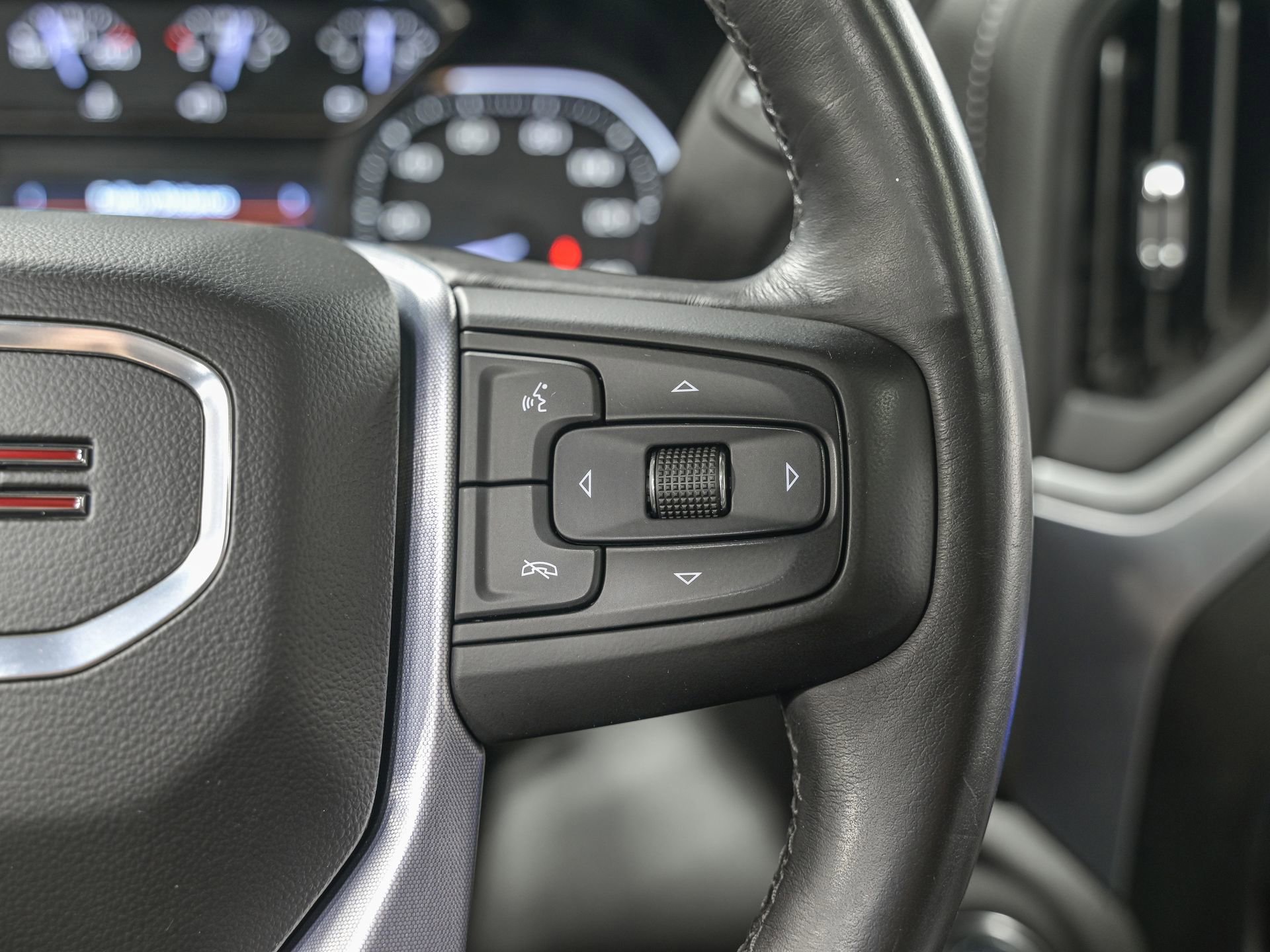 Used 2019 GMC Sierra 1500 SLT w/ SLT Premium Plus Package AWD/4WD image 21