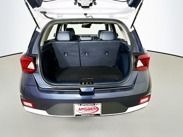 Used 2021 Hyundai Venue image 31