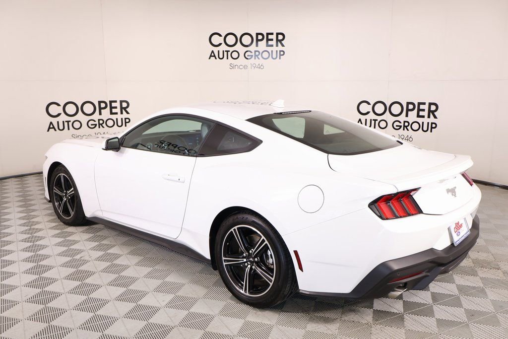 Used 2024 Ford Mustang Premium image 21