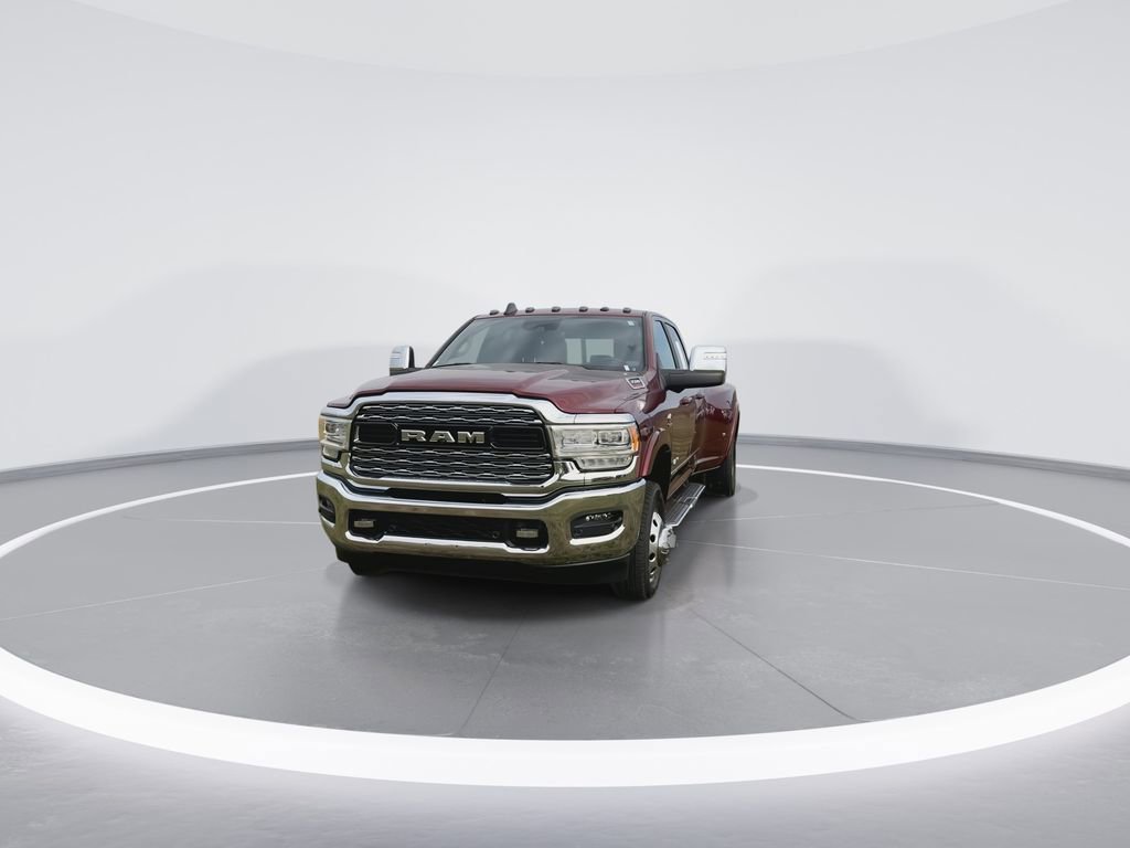 Used 2024 RAM 3500 Limited image 3