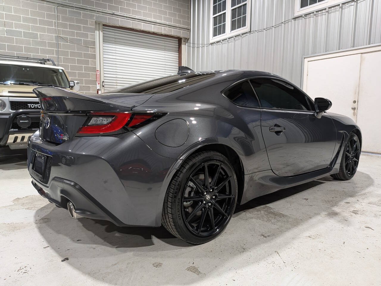 Used 2024 Toyota GR86 Premium RWD image 5