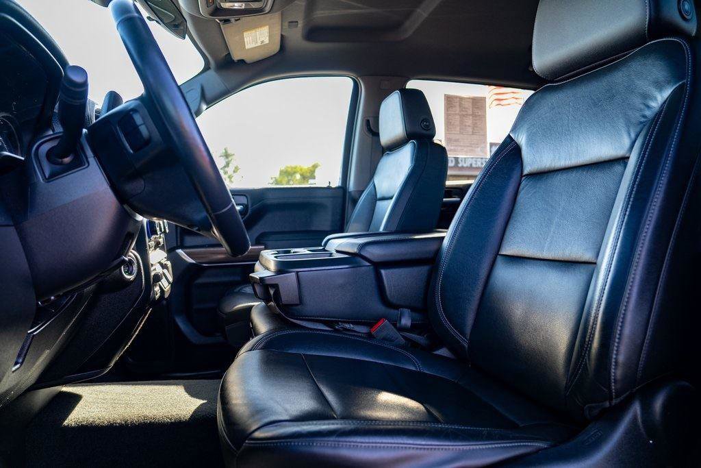 Used 2020 Chevrolet Silverado 1500 LT w/ All-Star Edition image 29