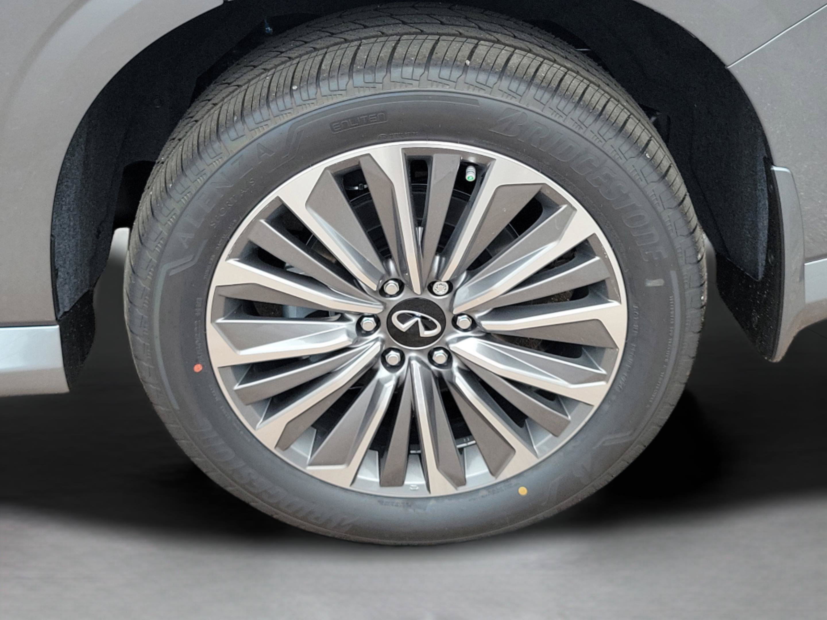 New 2026 INFINITI QX80 Luxe w/ Cargo Package RWD image 30