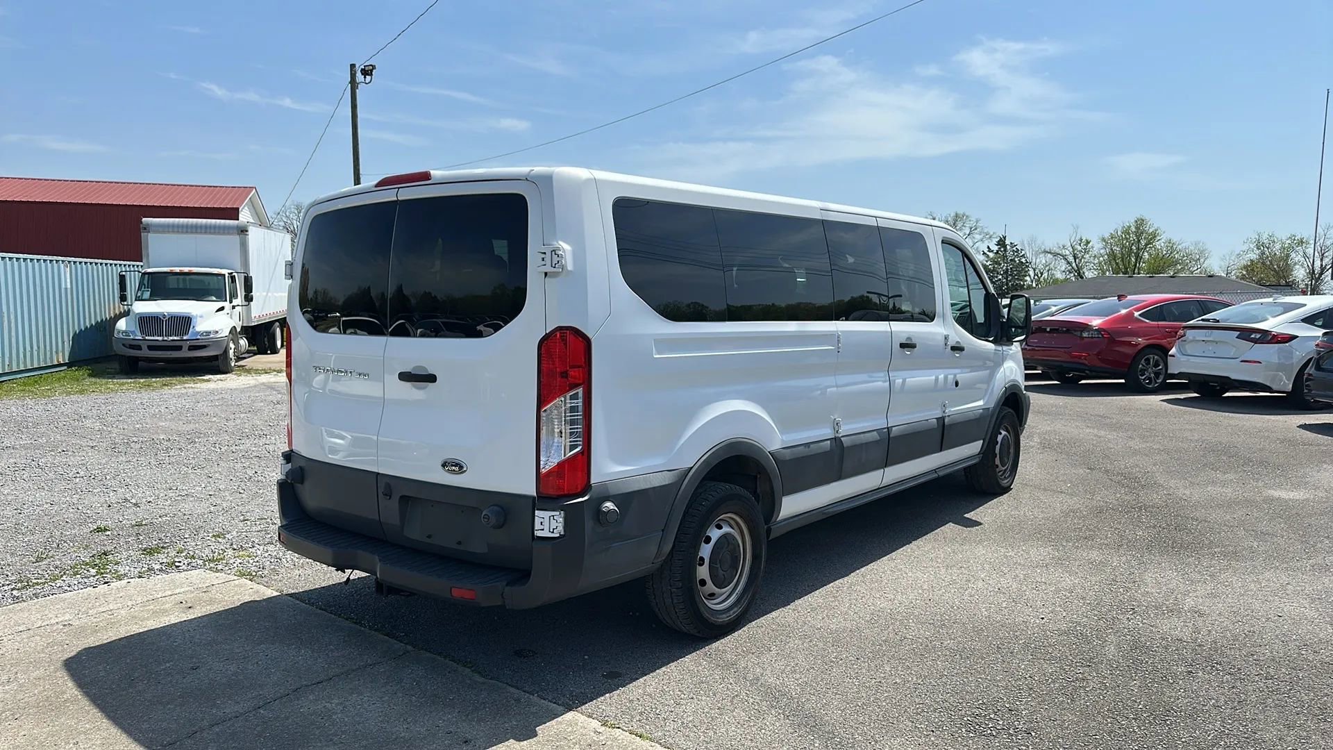 Used 2016 Ford Transit 350 XL RWD image 4