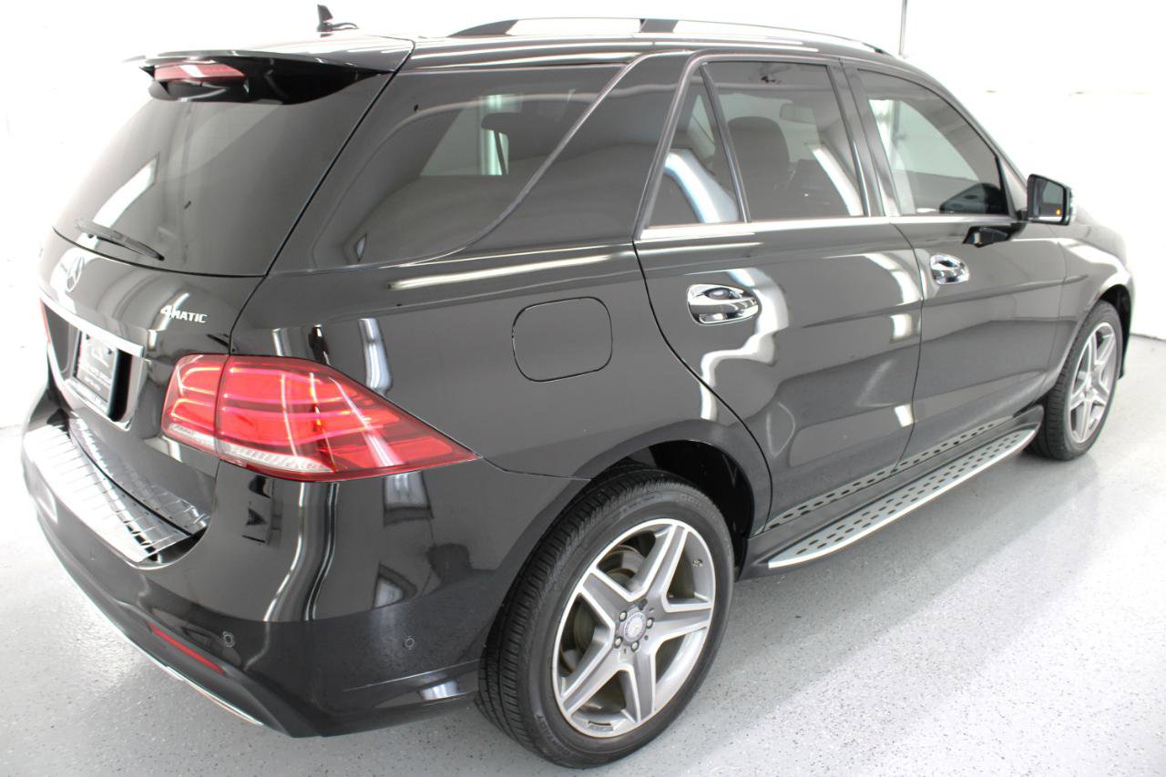 Used 2017 Mercedes-Benz GLE 400 4MATIC image 10
