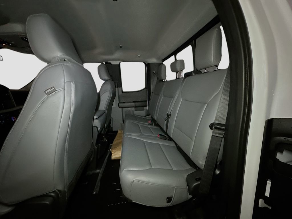 New 2026 Ford F550 4x4 Supercab Super Duty image 15