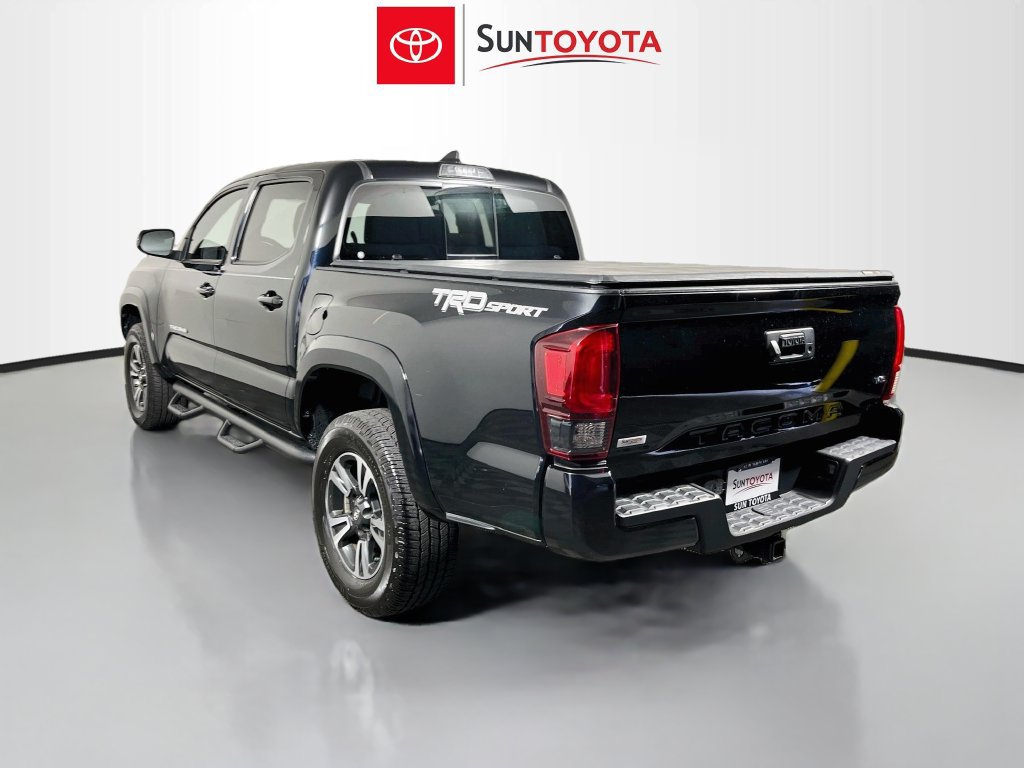 Used 2019 Toyota Tacoma TRD Sport RWD image 5