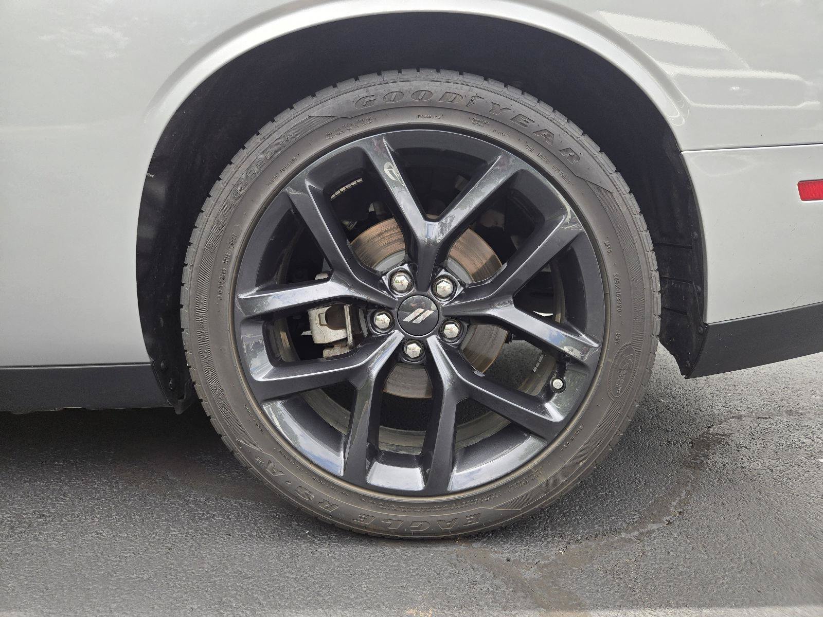 Used 2022 Dodge Challenger GT w/ Blacktop Package RWD image 10