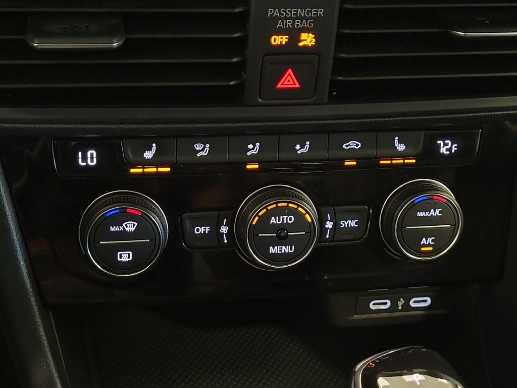 Used 2024 Volkswagen Jetta SE FWD image 20