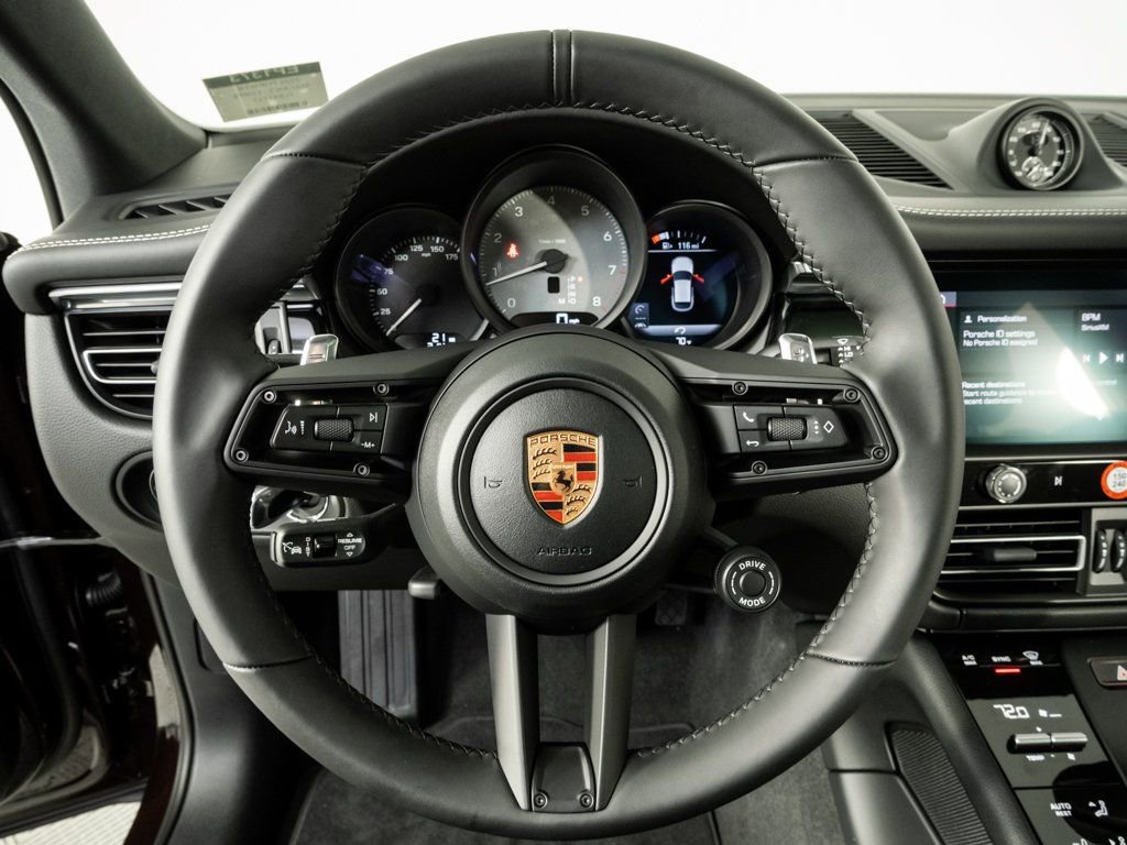 New 2026 Porsche Macan S image 9