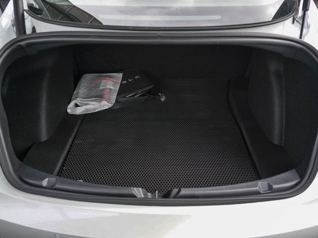 Used 2021 Tesla Model 3 Standard Range Plus image 25