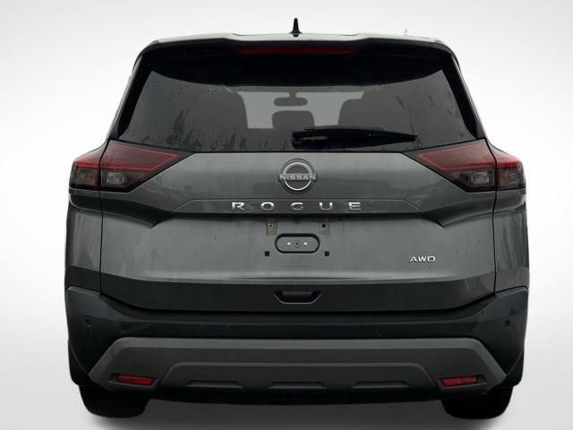 Used 2023 Nissan Rogue S image 7