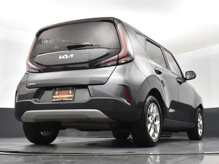 Used 2023 Kia Soul LX w/ Option Group 015 image 13