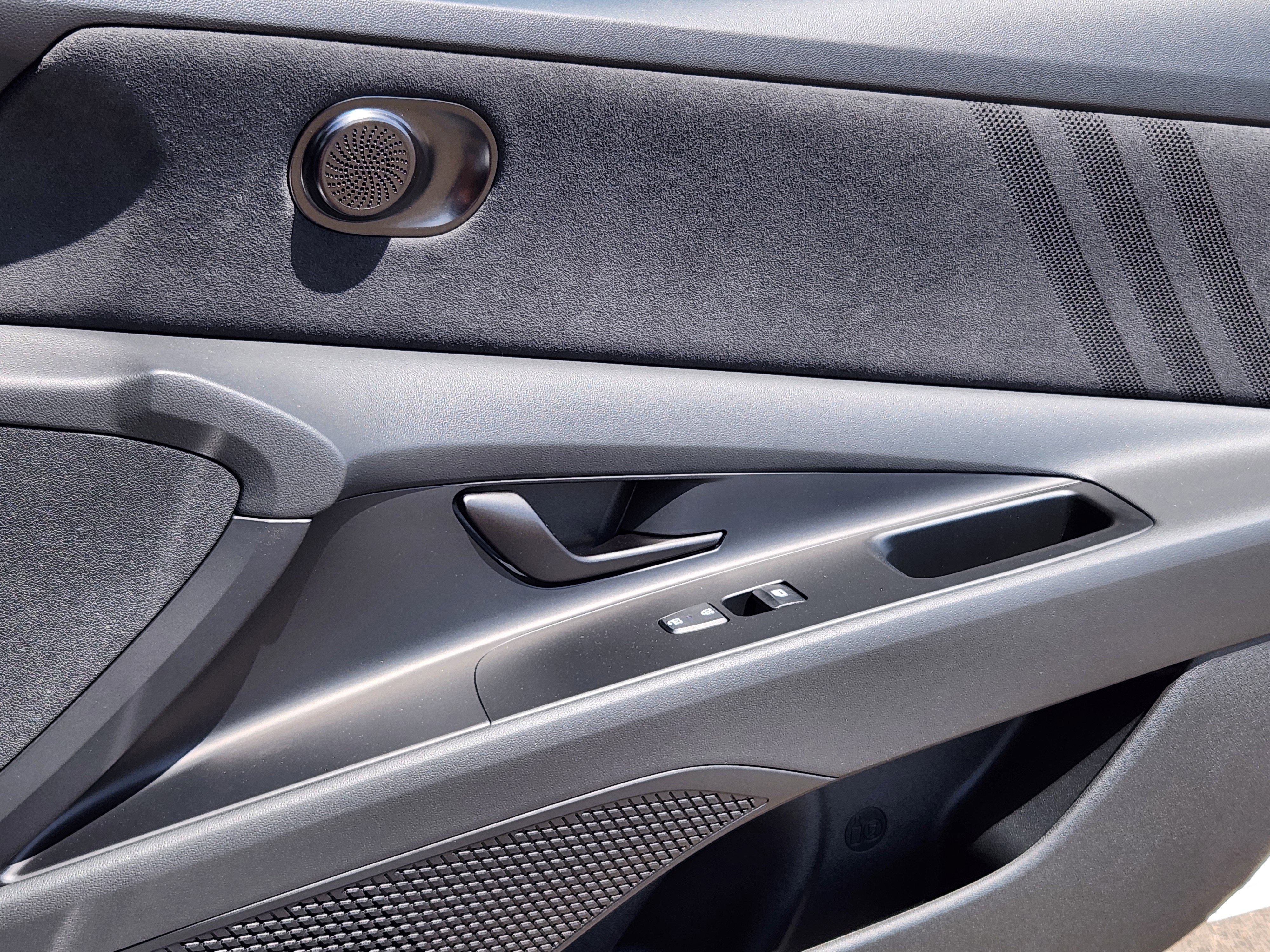 New 2025 Hyundai Elantra N image 14