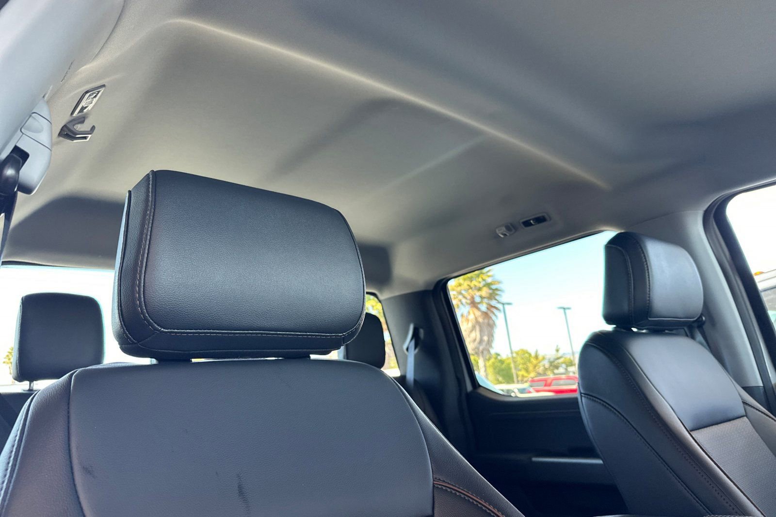 New 2025 Ford F250 Lariat w/ Chrome Package image 15