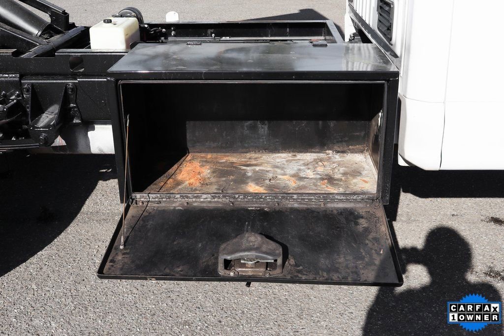 Used 2017 Ford F450 XL w/ Power Equipment Group image 16