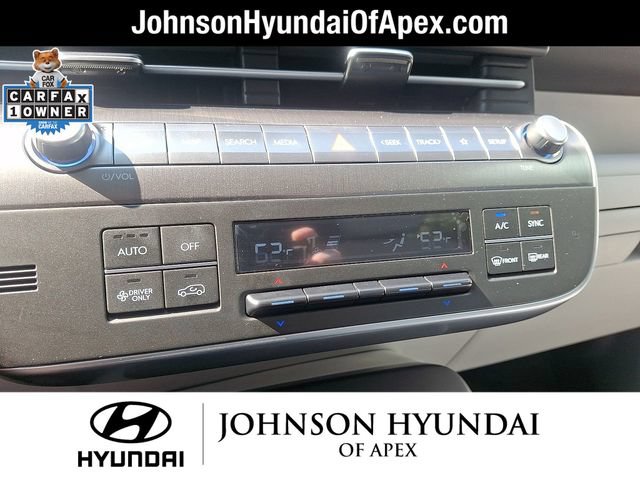 Certified 2025 Hyundai Kona SEL FWD image 21