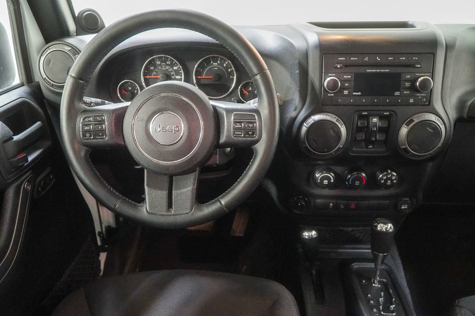 Used 2014 Jeep Wrangler Unlimited Sport w/ Quick Order Package 24S AWD/4WD image 20