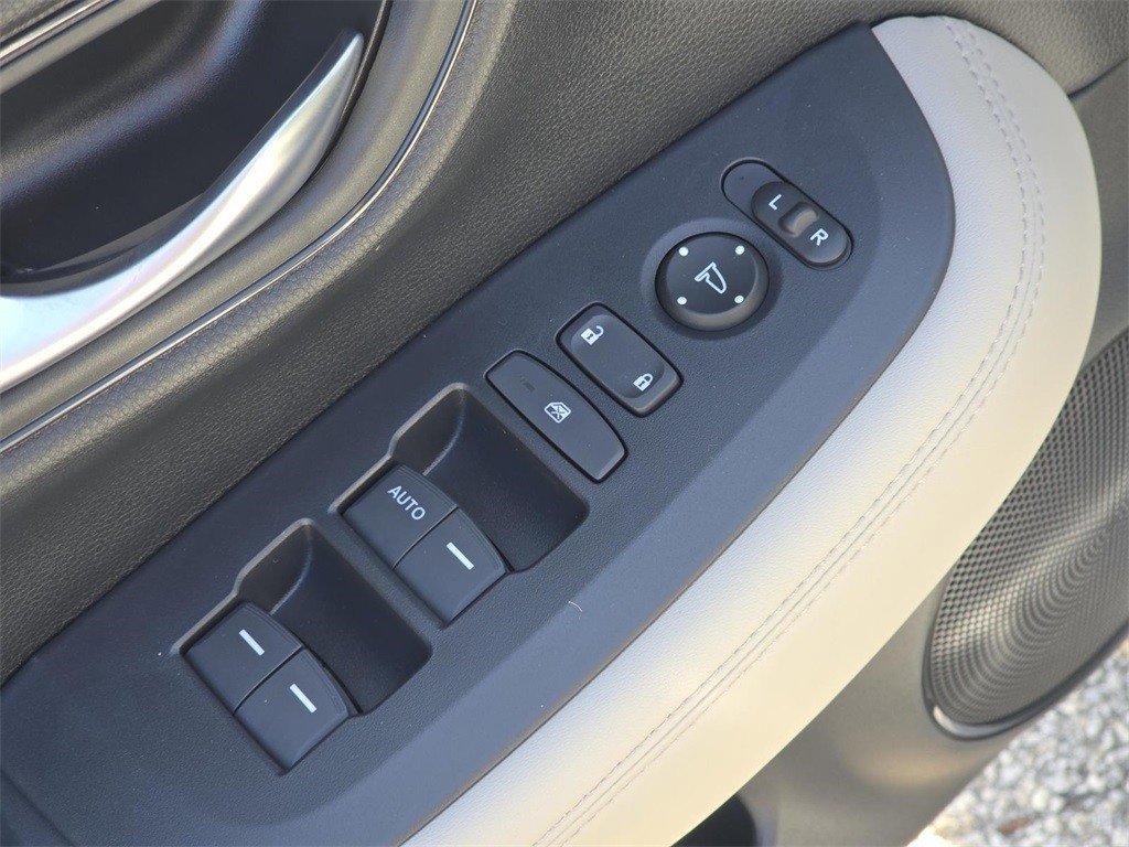 New 2026 Honda HR-V LX image 25