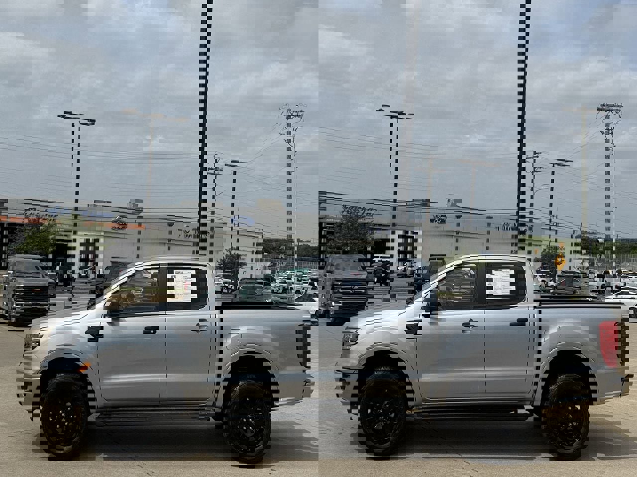 Certified 2023 Ford Ranger XLT w/ Equipment Group 302A High image 3