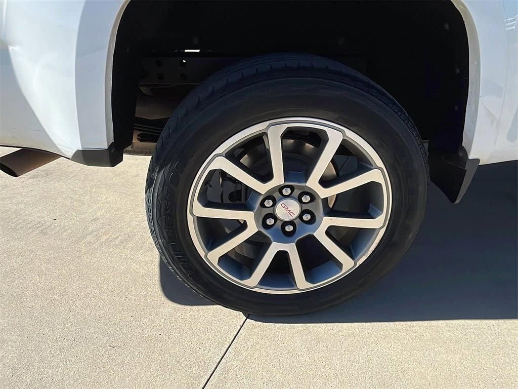 Used 2021 GMC Canyon Denali image 10