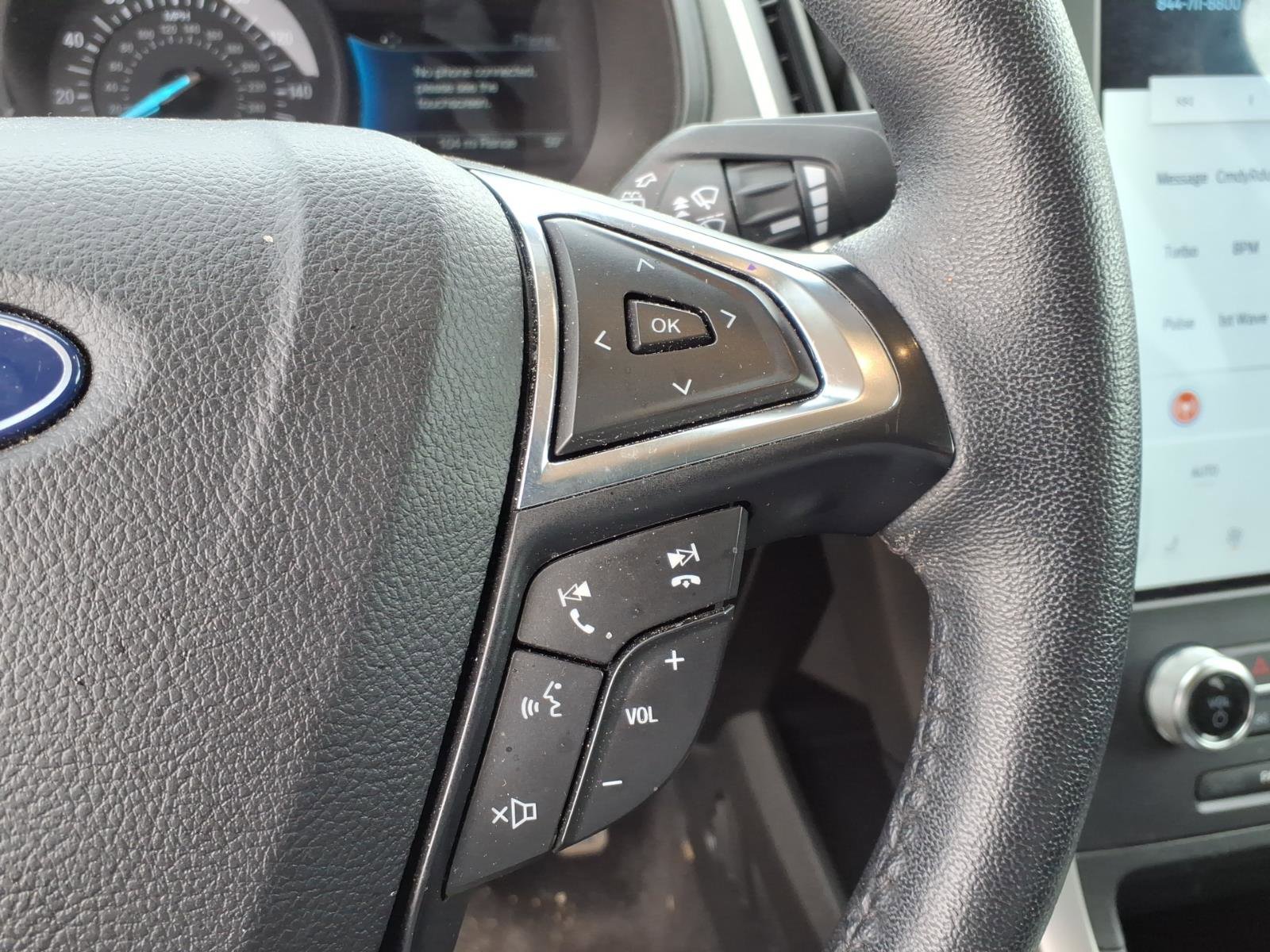 Used 2024 Ford Edge SEL AWD/4WD image 16