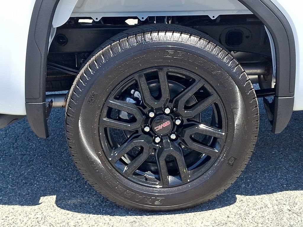 New 2026 GMC Sierra 1500 Pro w/ Graphite Edition AWD/4WD image 5