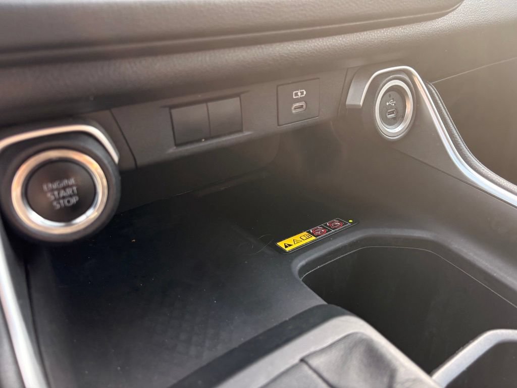Used 2025 Toyota Grand Highlander AWD image 19