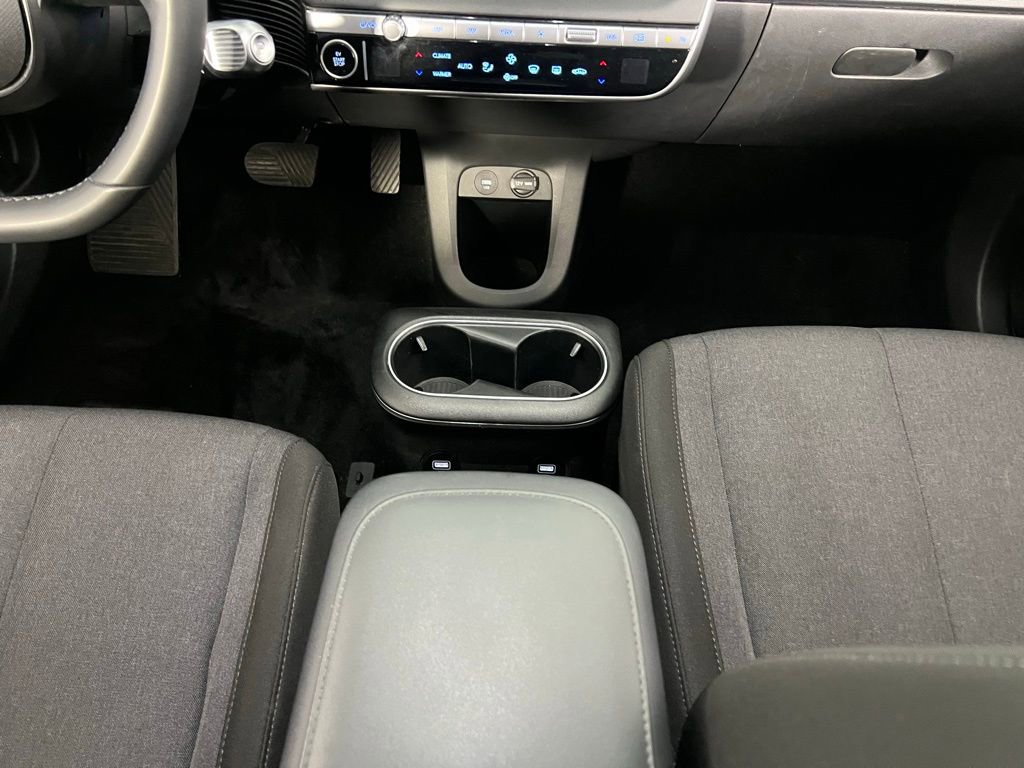 Used 2024 Hyundai Ioniq 5 SE image 15