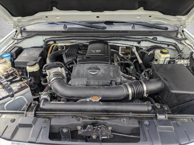 Used 2015 Nissan Frontier SV image 19