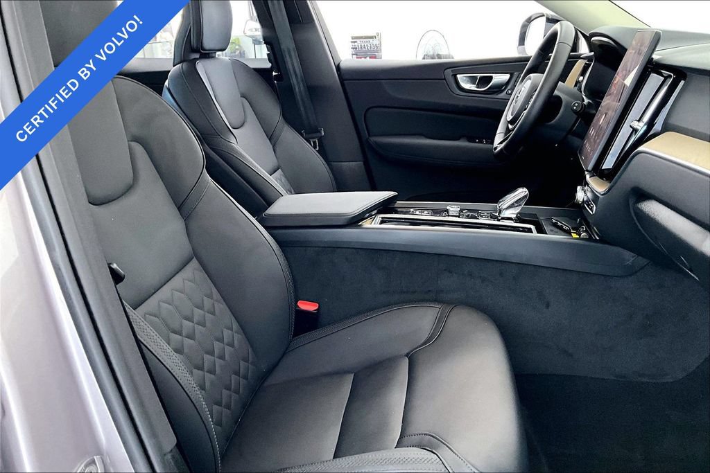 Used 2026 Volvo XC60 B5 Plus AWD/4WD image 7