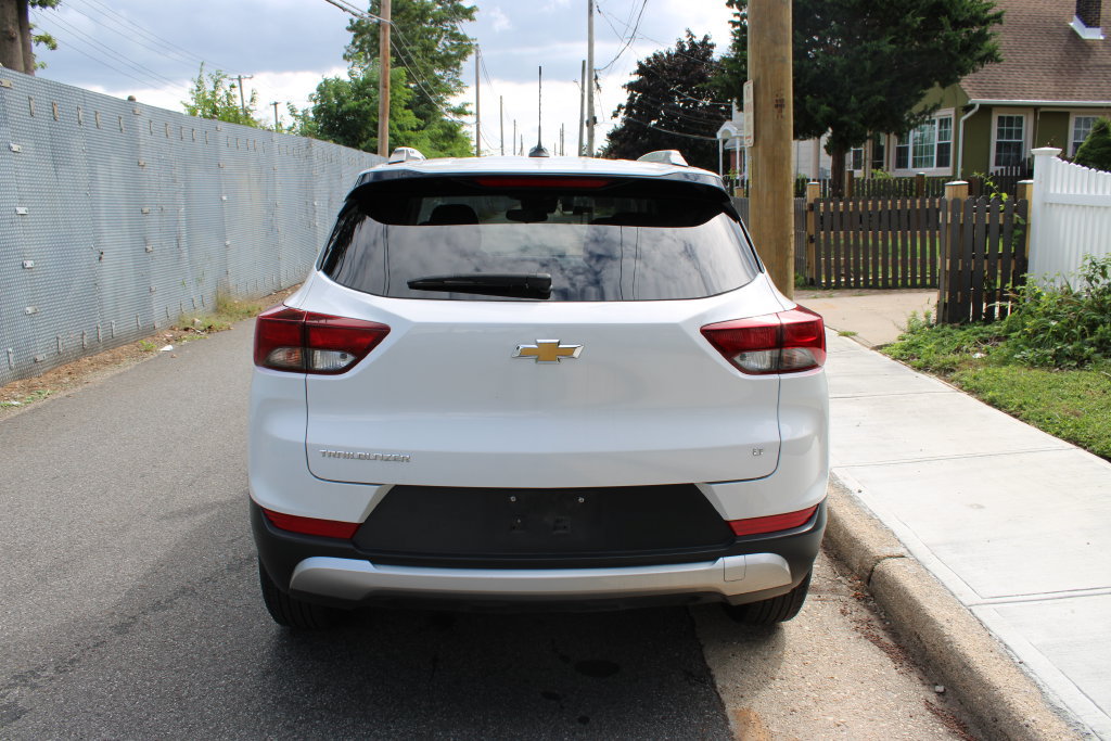 Used 2025 Chevrolet TrailBlazer LT FWD image 6