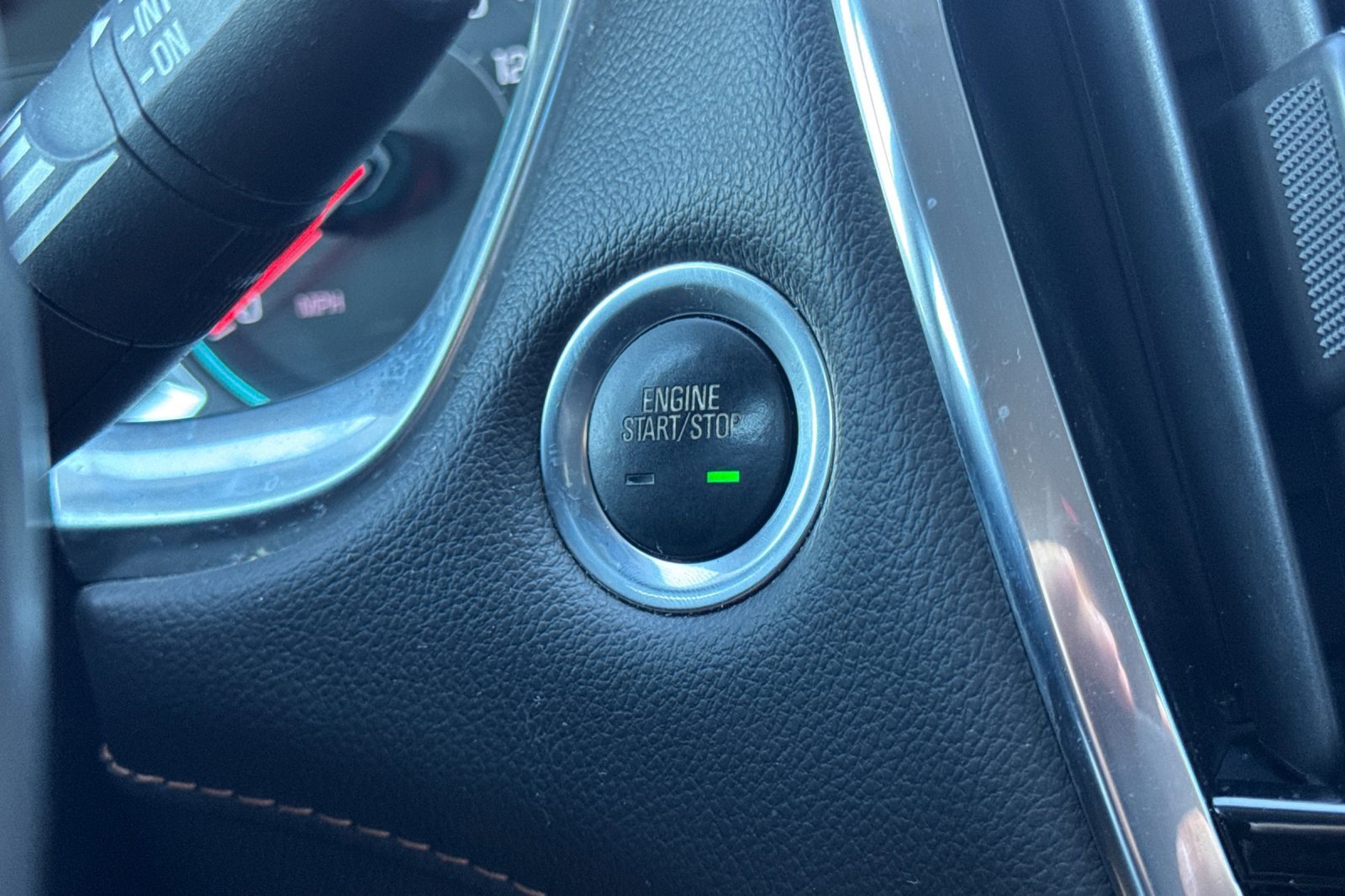 Used 2020 Chevrolet Traverse LT w/ LPO, Blackout Package image 37