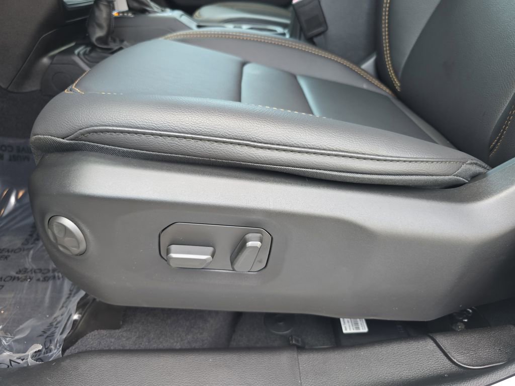 New 2025 Jeep Wrangler Sahara image 28