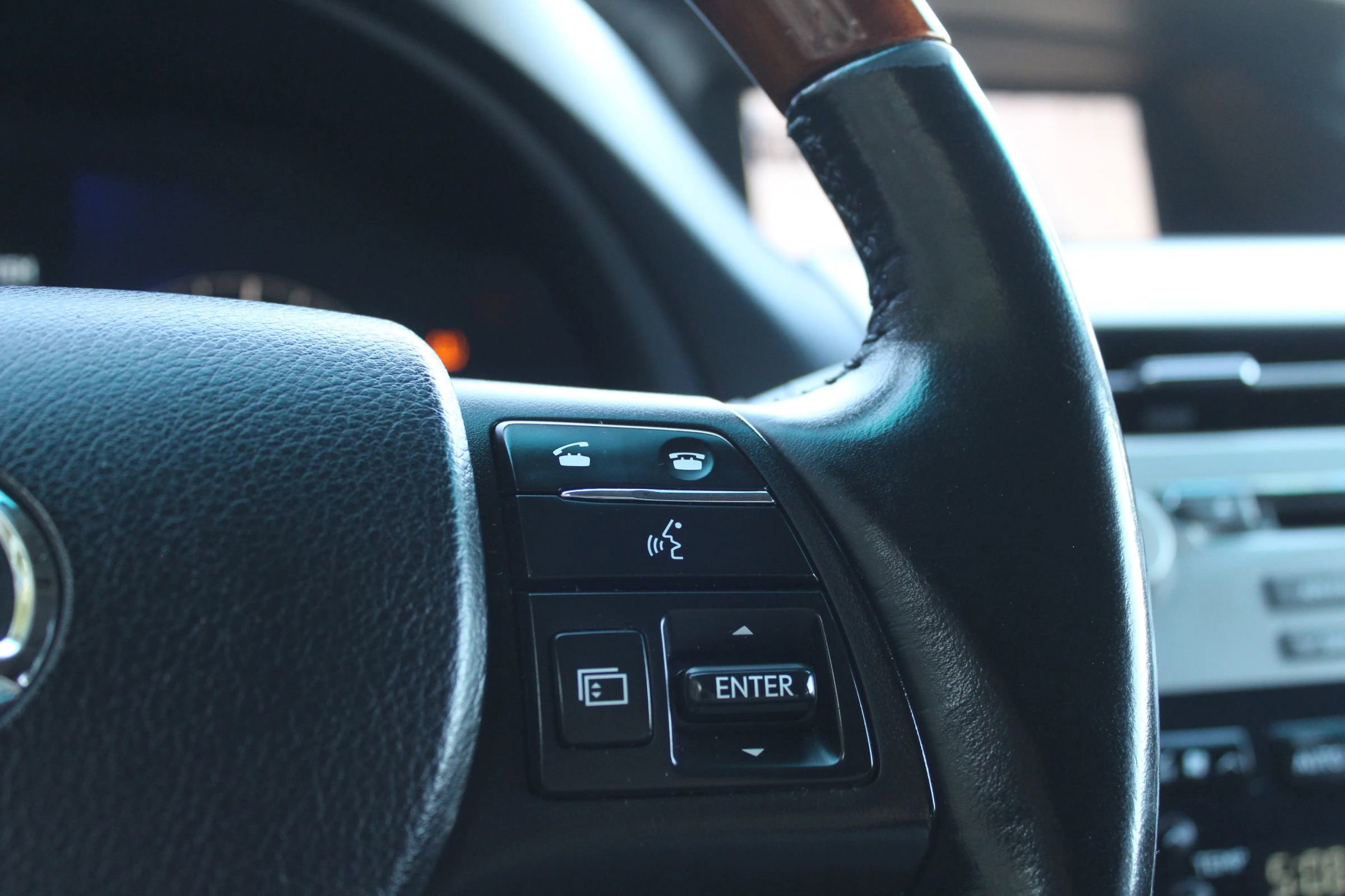 Used 2011 Lexus RX 450h AWD image 27