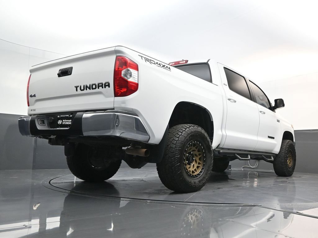 Used 2021 Toyota Tundra SR5 w/ SR5 Upgrade Package image 22