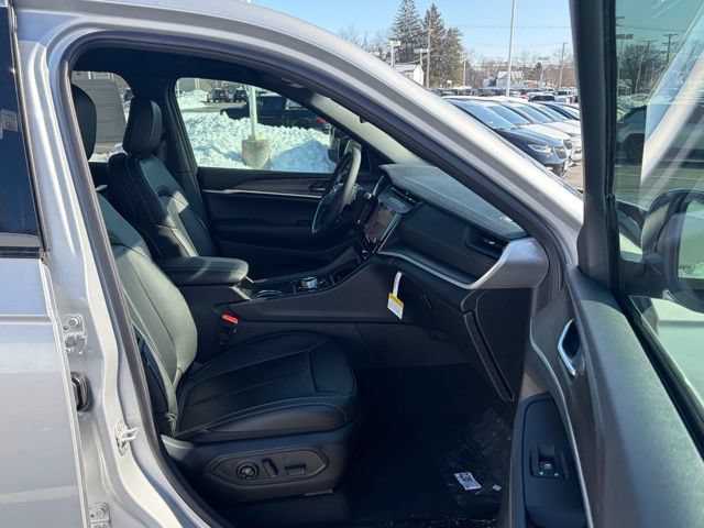 New 2026 Jeep Grand Cherokee Limited AWD/4WD image 30