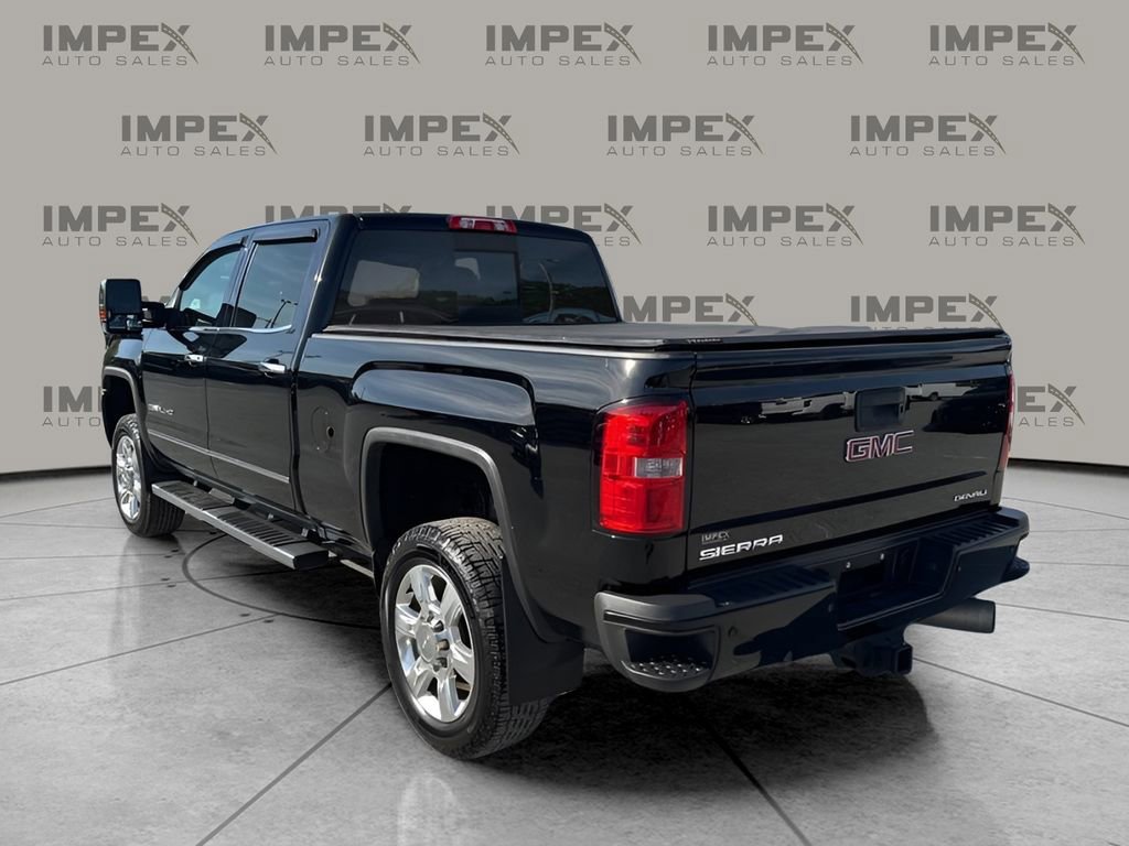 Used 2019 GMC Sierra 2500 Denali w/ Duramax Plus Package image 3