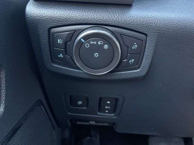 Used 2022 Ford F250 Lariat w/ Black Appearance Package image 20