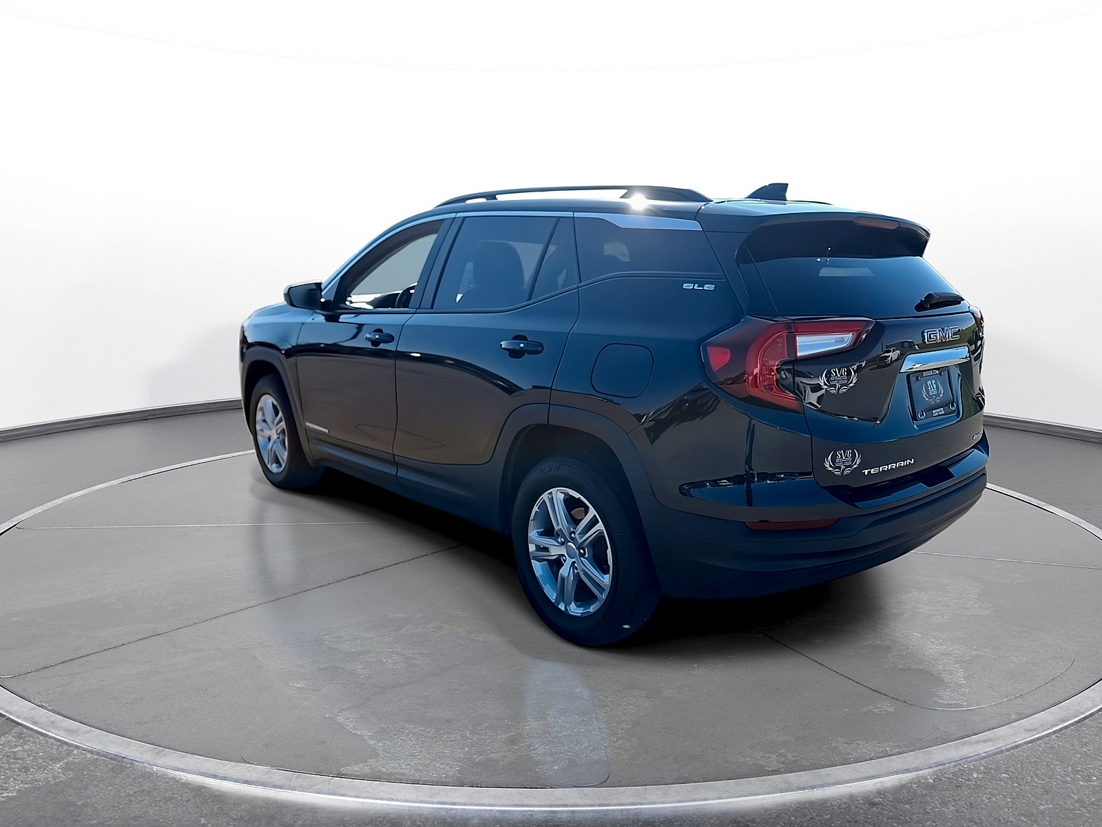 Used 2023 GMC Terrain SLE w/ Driver Convenience Package AWD/4WD image 6