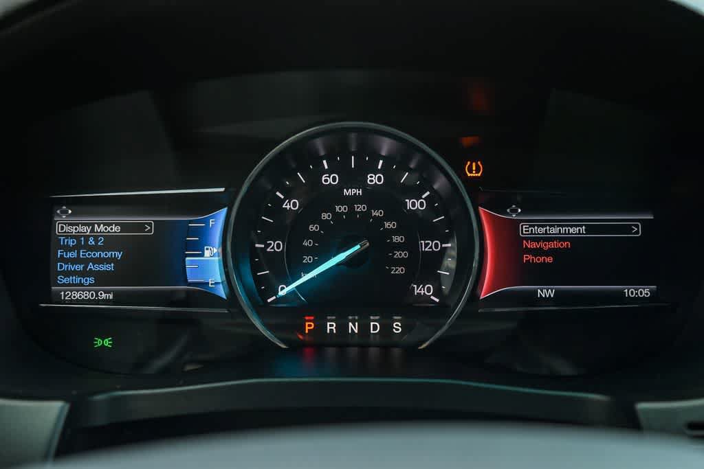 Used 2017 Ford Explorer Sport AWD/4WD image 25