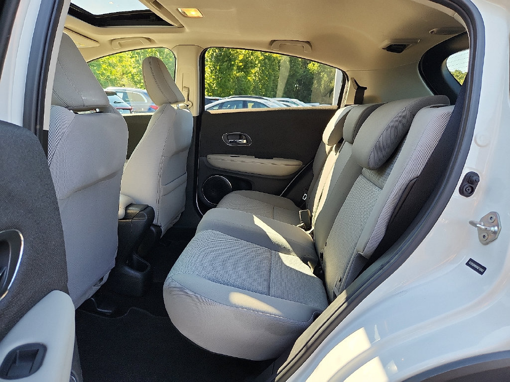 Used 2019 Honda HR-V EX image 16