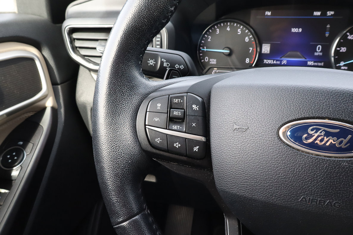 Used 2020 Ford Explorer XLT w/ Equipment Group 202A image 30