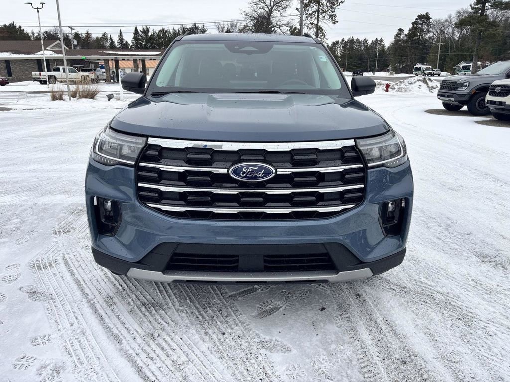 New 2026 Ford Explorer Active w/ Active Comfort Package image 8