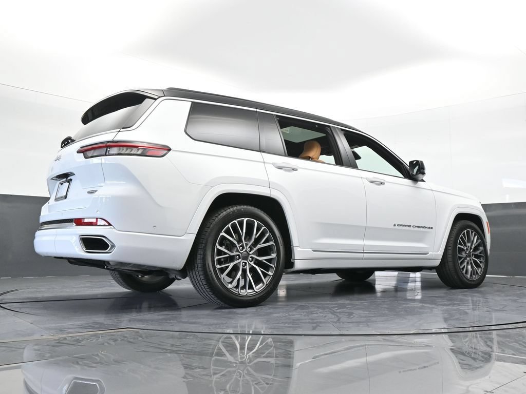 New 2025 Jeep Grand Cherokee L Summit AWD/4WD image 84
