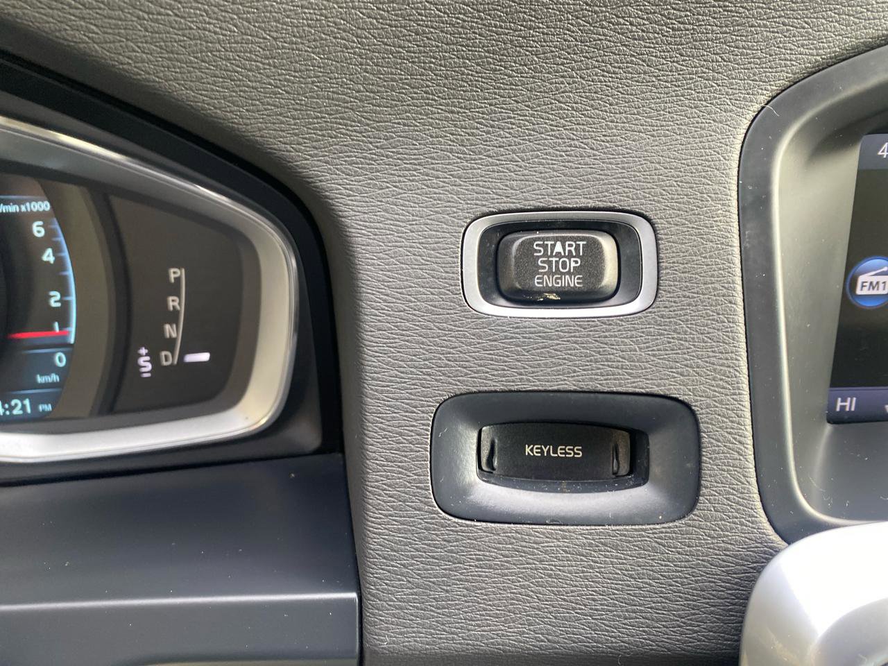 Used 2014 Volvo S60 T5 image 17