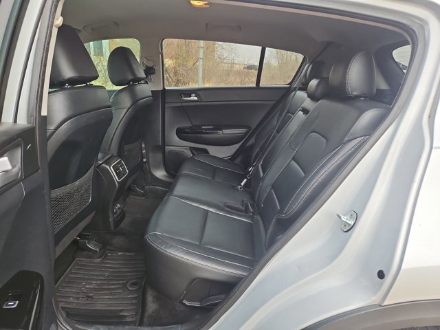Used 2018 Kia Sportage EX image 18